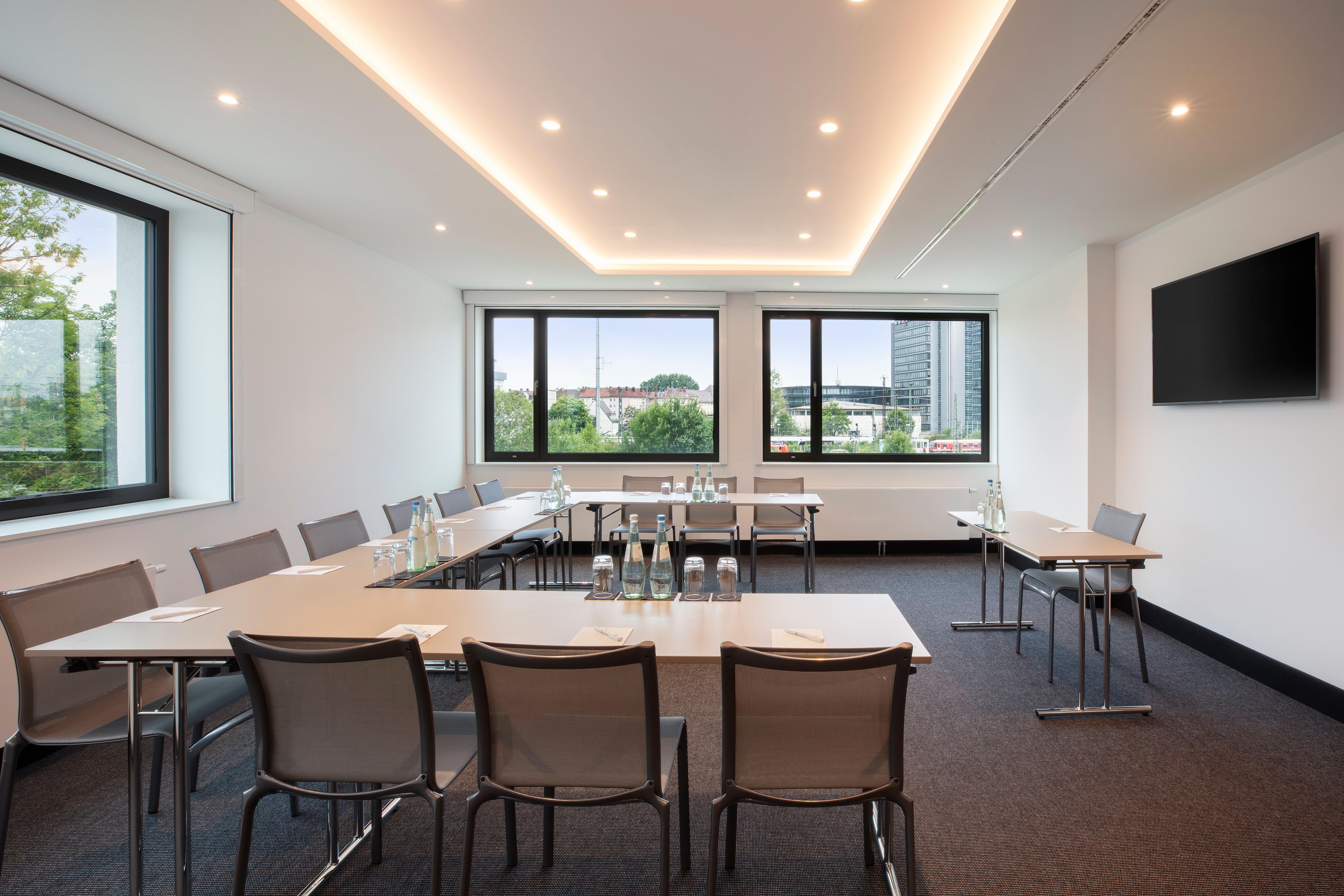 Holiday Inn Munich - Leuchtenbergring By Ihg Esterno foto