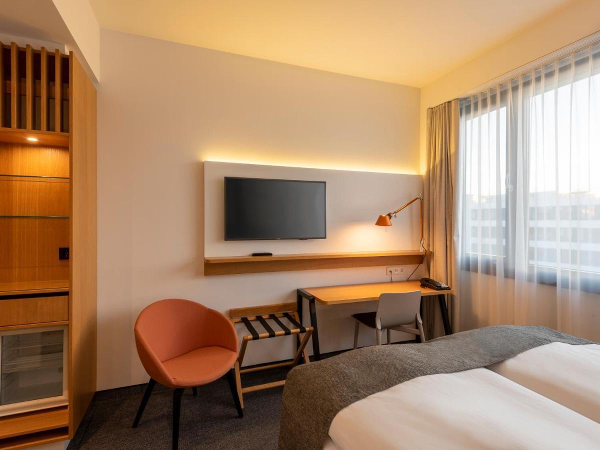 Holiday Inn Munich - Leuchtenbergring By Ihg Esterno foto