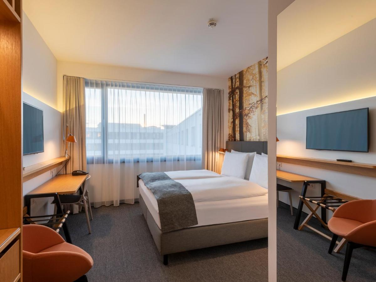 Holiday Inn Munich - Leuchtenbergring By Ihg Esterno foto