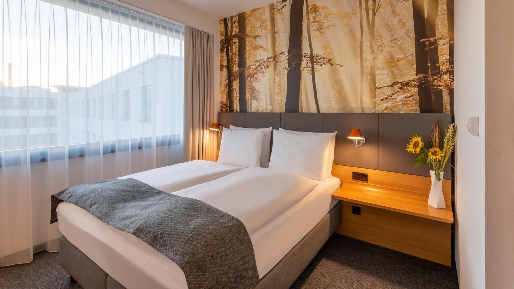 Holiday Inn Munich - Leuchtenbergring By Ihg Esterno foto