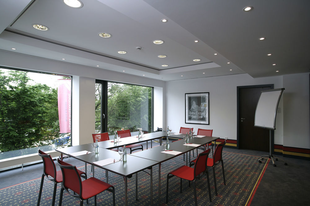 Holiday Inn Munich - Leuchtenbergring By Ihg Esterno foto